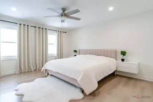 4990 Rochester Dr, Hoffman Estates, IL 60010 - Photo 14