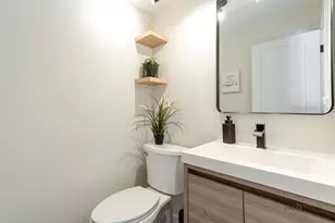 4990 Rochester Dr, Hoffman Estates, IL 60010 - Photo 20