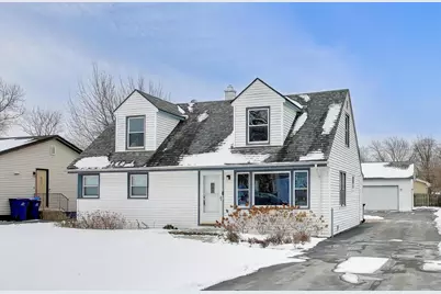 18219 W Big Oaks Road, Grayslake, IL 60030 - Photo 1