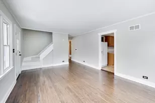 18219 W Big Oaks Rd, Grayslake, IL 60030 - Photo 6