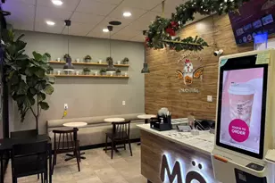 6214 N Western Ave, Chicago, IL 60659 - Photo 2