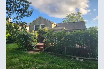 700 N Lakeside Drive, Vernon Hills, IL 60061 - Photo 16