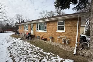 1505 East St, Lockport, IL 60441 - Photo 2