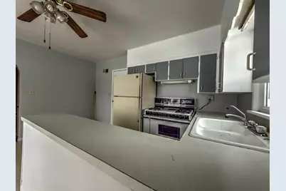 212 W McKinley Street, Milford, IL 60953 - Photo 8