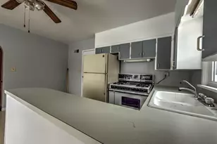 212 W McKinley St, Milford, IL 60953 - Photo 8