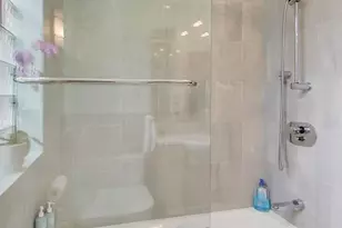 3502 N Oakley Ave, Chicago, IL 60618 - Photo 12