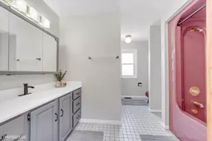 314 Maple Ln, Round Lake, IL 60073 - Photo 30