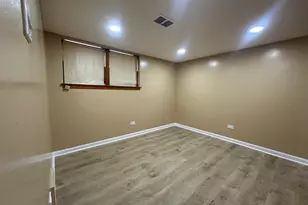 3000 N Austin Ave, Chicago, IL 60634 - Photo 10