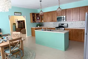 200 N Henderson St, Kenney, IL 61749 - Photo 4