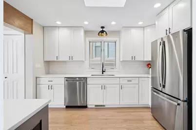 5345 S Nordica Avenue, Chicago, IL 60638 - Photo 6