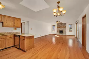 19410 Fiona Ave, Mokena, IL 60448 - Photo 10