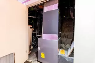 2832 N Milwaukee Ave, Chicago, IL 60618 - Photo 16