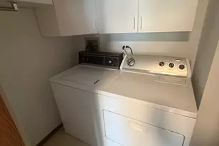 690 Greenfield Ct, Bartlett, IL 60103 - Photo 10