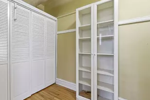 1300 E 56th St, Chicago, IL 60637 - Photo 6