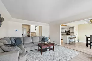 1429 Woodhollow Dr, Flossmoor, IL 60422 - Photo 4