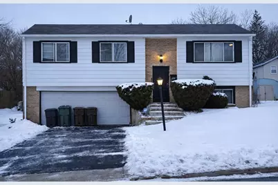 720 Blackhawk Drive, University Park, IL 60484 - Photo 1