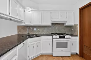 12233 S Dogwood Ln, Palos Heights, IL 60463 - Photo 10