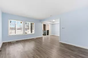 7526 Bristol Ln, Hanover Park, IL 60133 - Photo 2