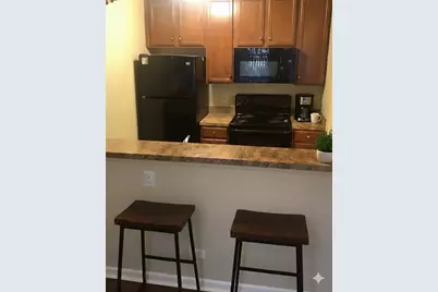 125 Glengarry Drive #104, Bloomingdale, IL 60108 - Photo 4