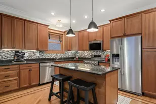 4933 N Winthrop Ave, Chicago, IL 60640 - Photo 6