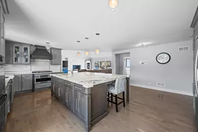 1990 Berry Lane, Des Plaines, IL 60018 - Photo 10