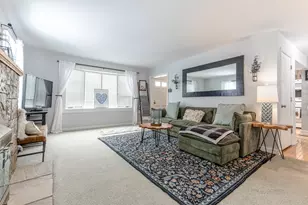 3 Lakeview Dr, Mundelein, IL 60060 - Photo 6