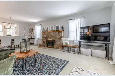 3 Lakeview Drive, Mundelein, IL 60060 - Photo 4