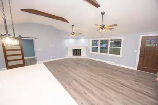 917 Murphy Dr, Joliet, IL 60435 - Photo 4