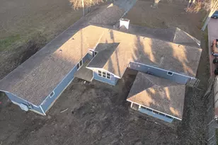 917 Murphy Dr, Joliet, IL 60435 - Photo 2