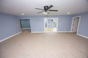 917 Murphy Dr, Joliet, IL 60435 - Photo 16