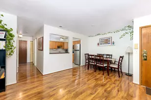 7525 Nantucket Dr, Darien, IL 60561 - Photo 10