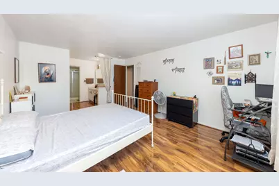 7525 Nantucket Drive #210, Darien, IL 60561 - Photo 14