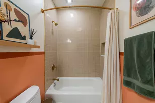 2057 N Kedzie Ave, Chicago, IL 60647 - Photo 20