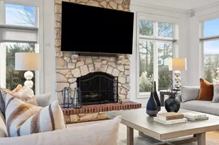 23W711 Hobson Rd, Naperville, IL 60540 - Photo 18