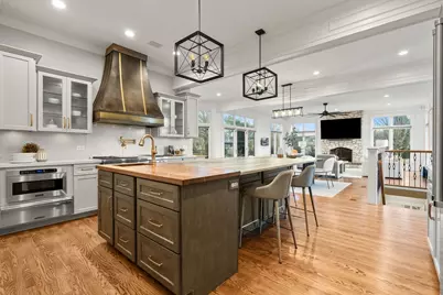 23W711 Hobson Road, Naperville, IL 60540 - Photo 8