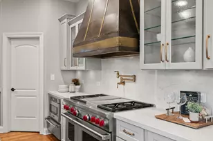 23W711 Hobson Rd, Naperville, IL 60540 - Photo 12