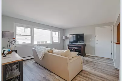 2222 N Harlem Avenue #2NW, Elmwood Park, IL 60707 - Photo 4