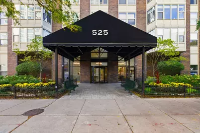 525 W Hawthorne Place #1906, Chicago, IL 60657 - Photo 22