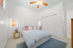 2407 W Moffat St, Chicago, IL 60647 - Photo 30