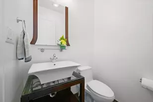 2407 W Moffat St, Chicago, IL 60647 - Photo 12