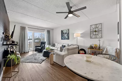 500 E Saint Charles Road #302, Lombard, IL 60148 - Photo 6