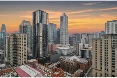 545 N Dearborn Street #2706, Chicago, IL 60654 - Photo 16