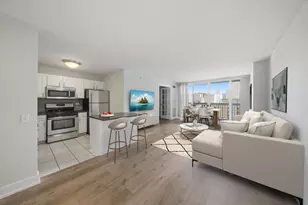 545 N Dearborn St, Chicago, IL 60654 - Photo 4