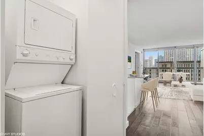 545 N Dearborn Street #2706, Chicago, IL 60654 - Photo 12