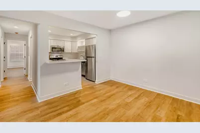 785 Pershing Avenue #1-B, Glen Ellyn, IL 60137 - Photo 2