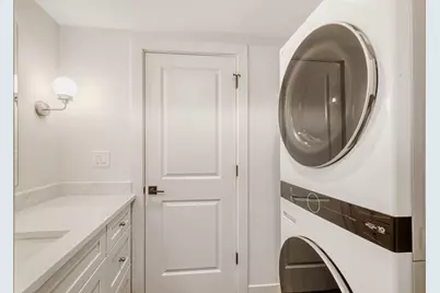 785 Pershing Avenue #1-B, Glen Ellyn, IL 60137 - Photo 12