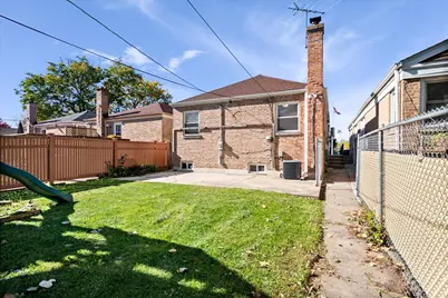 6707 N Whipple Street, Chicago, IL 60645 - Photo 20