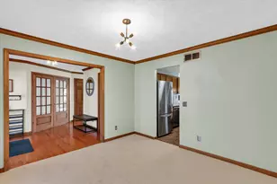 2807 Willow Bend Rd, Champaign, IL 61822 - Photo 8