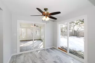 755 Cambridge Ln, Hoffman Estates, IL 60169 - Photo 14