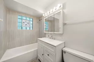 9417 S 78th Ave, Hickory Hills, IL 60457 - Photo 8